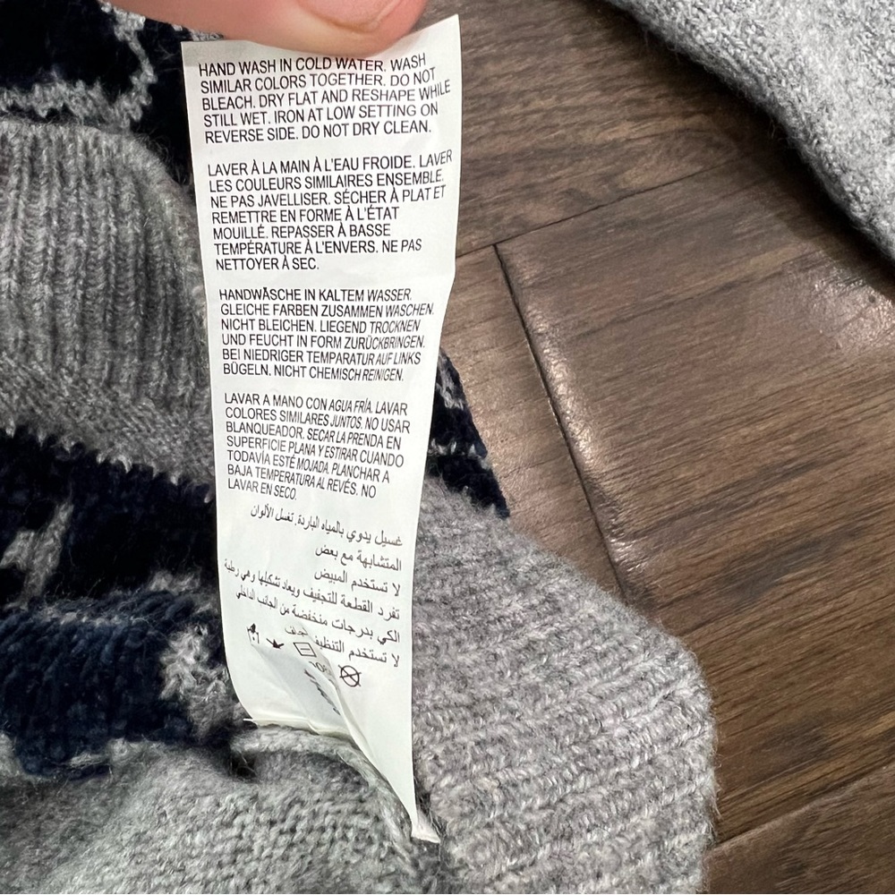 NWT Thyme Long Sleeve Sweater - Picture 12 of 13